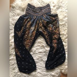 NWOT Patterned Harem Pants